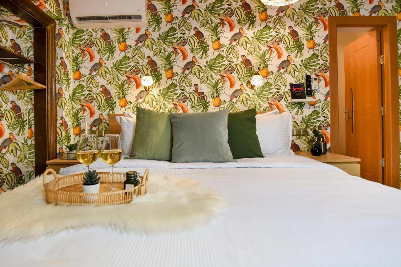 בוקרשט Plants Attic Studio - Best Location - Old Town מראה חיצוני תמונה